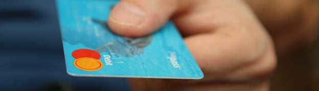 credit-card-paying-payment